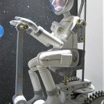 La robótica es imparable. Escultura de Keith Newstead. J.M.PAGADOR