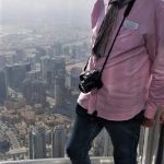 J. M. Pagador, haciendo un reportaje en el Burj Khalifa de Dubai en 2020. PROPRONews